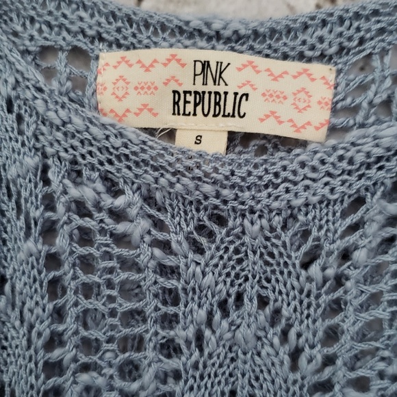 Pink Republic Crochet Sleeveless Top - Picture 2 of 5
